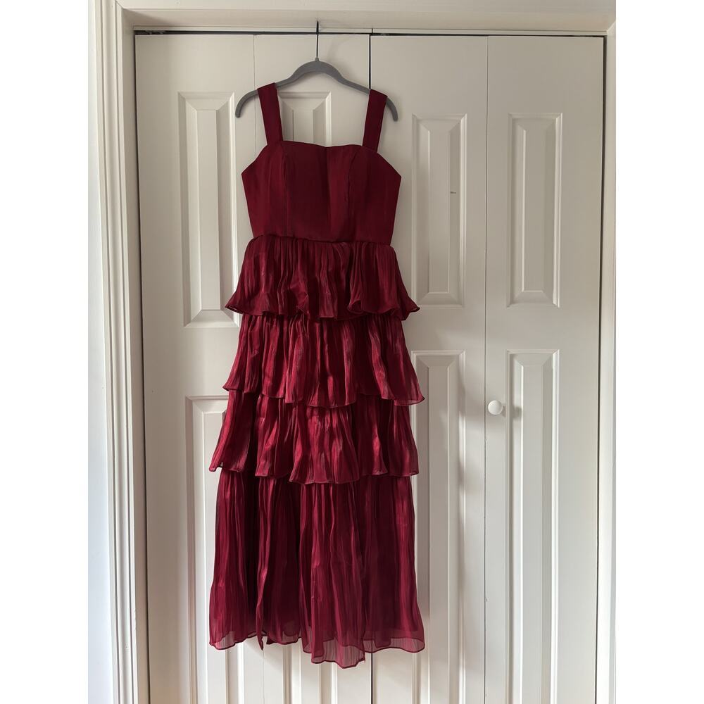 Red Tiered Ruffle Dress With Straps Size 8 - Picture 2 of 10